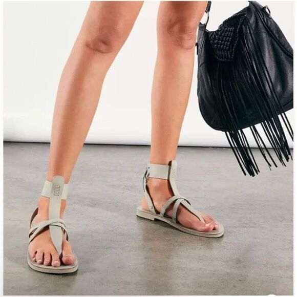 FREE PEOPLE Vacation Day Strap Leather Bohemian Sandal In Sky Size 38 US Size 8